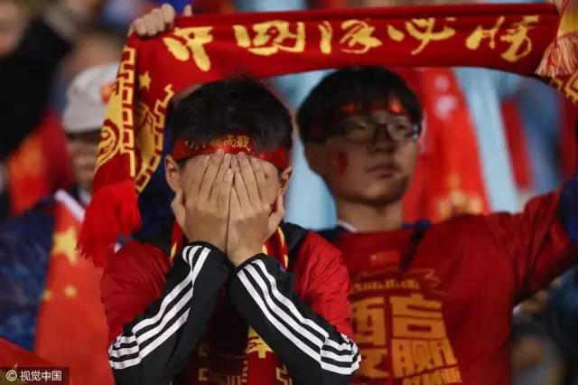  巴黎球迷冲突引发安保升级  